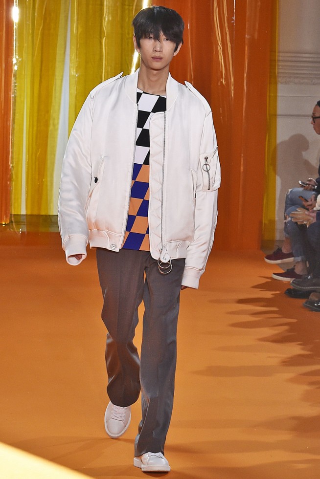 Off White