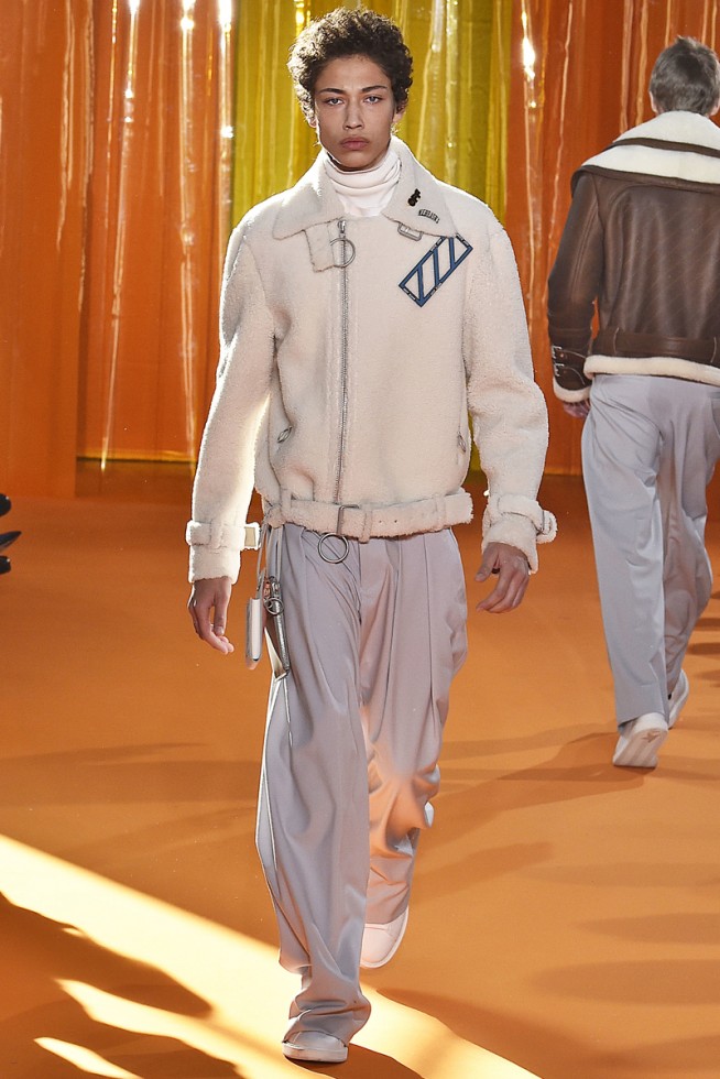 Off White