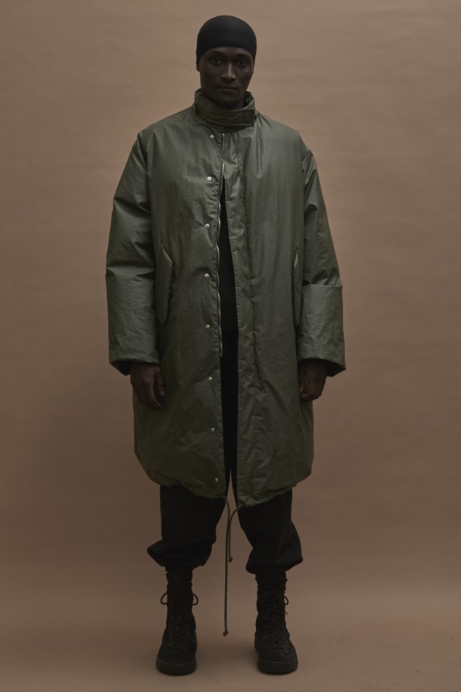 yeezy_014_aw16-a8c869f10a791f6ec25cd030b5e3e349