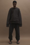 yeezy_018_aw16-cfa4aa080c46a15b1de97eb128618aea