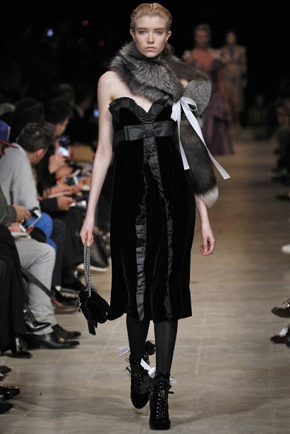 miu_fw16_lb_042