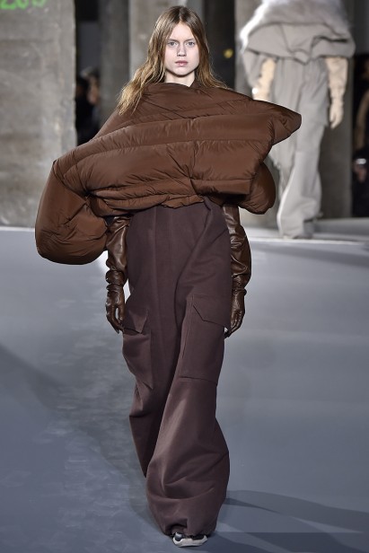 row_fw16_121