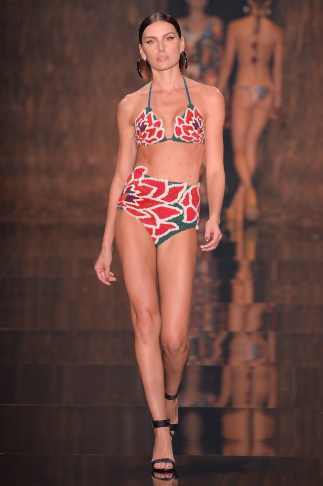 AguaDeCoco-Lookbook_SPFW_verao17_lookbook_12