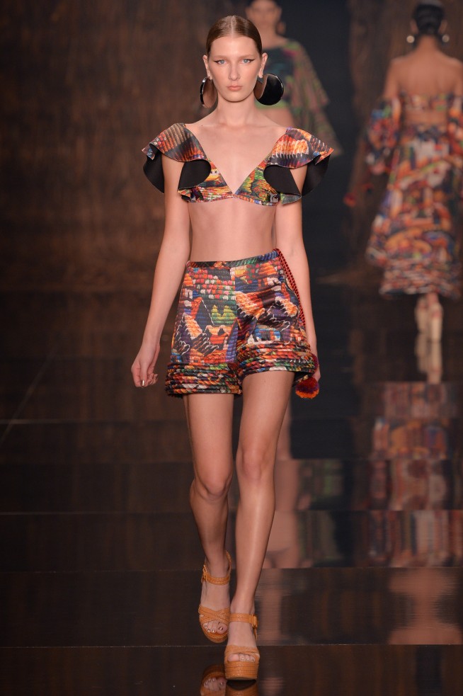 AguaDeCoco-Lookbook_SPFW_verao17_lookbook_17