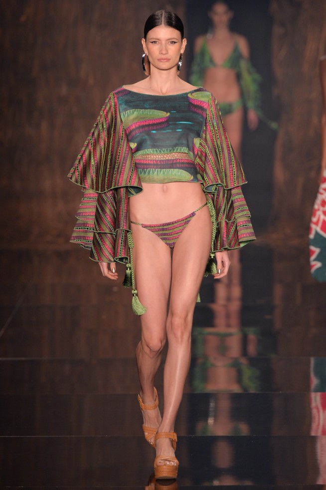 AguaDeCoco-Lookbook_SPFW_verao17_lookbook_18