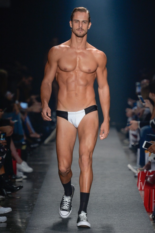 AmirSlama-Lookbook_SPFW_verao17_lookbookA_46