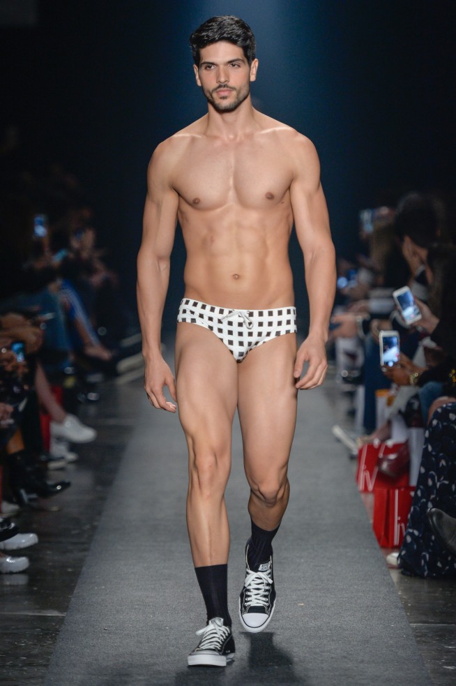AmirSlama-Lookbook_SPFW_verao17_lookbookA_49