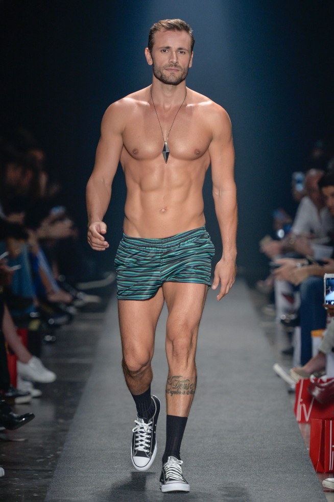 AmirSlama-Lookbook_SPFW_verao17_lookbookA_56