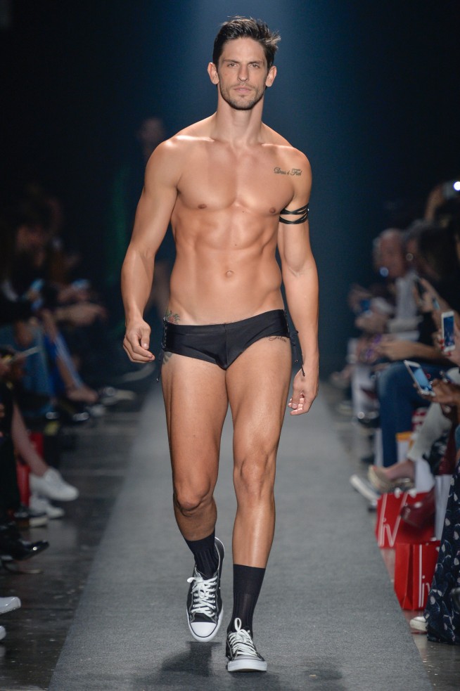 AmirSlama-Lookbook_SPFW_verao17_lookbookA_57