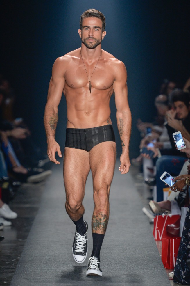 AmirSlama-Lookbook_SPFW_verao17_lookbookA_60