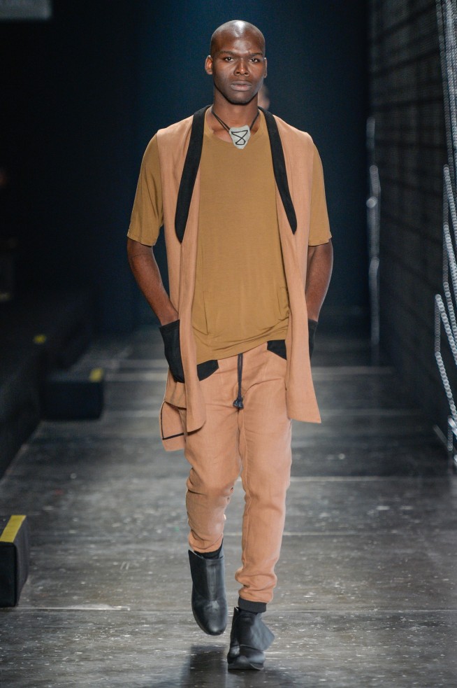 Ratier-Lookbook_SPFW_verao17_backstage_10