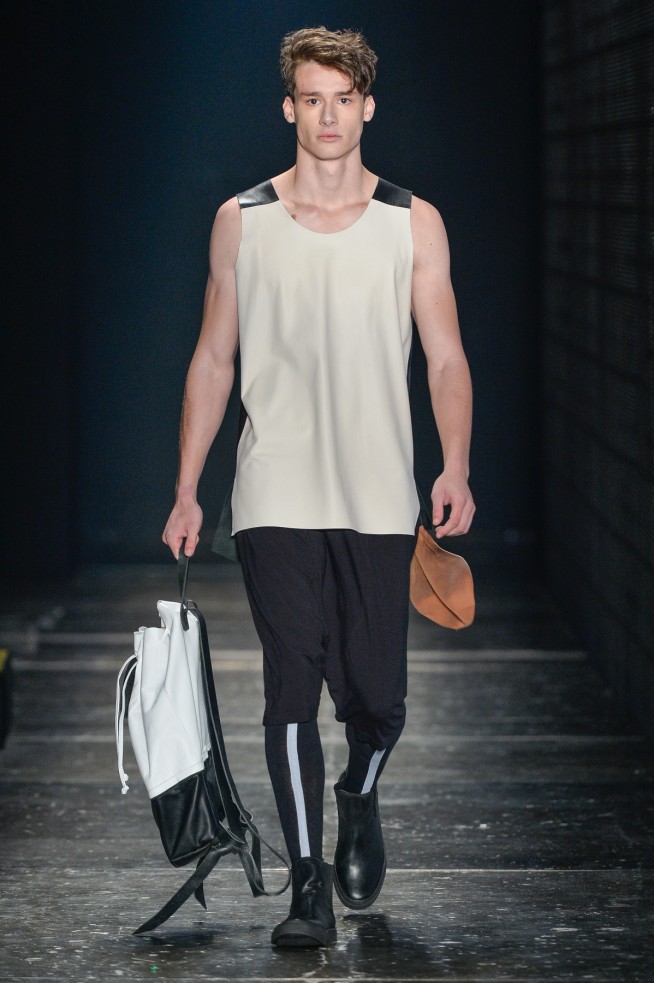 Ratier-Lookbook_SPFW_verao17_backstage_21