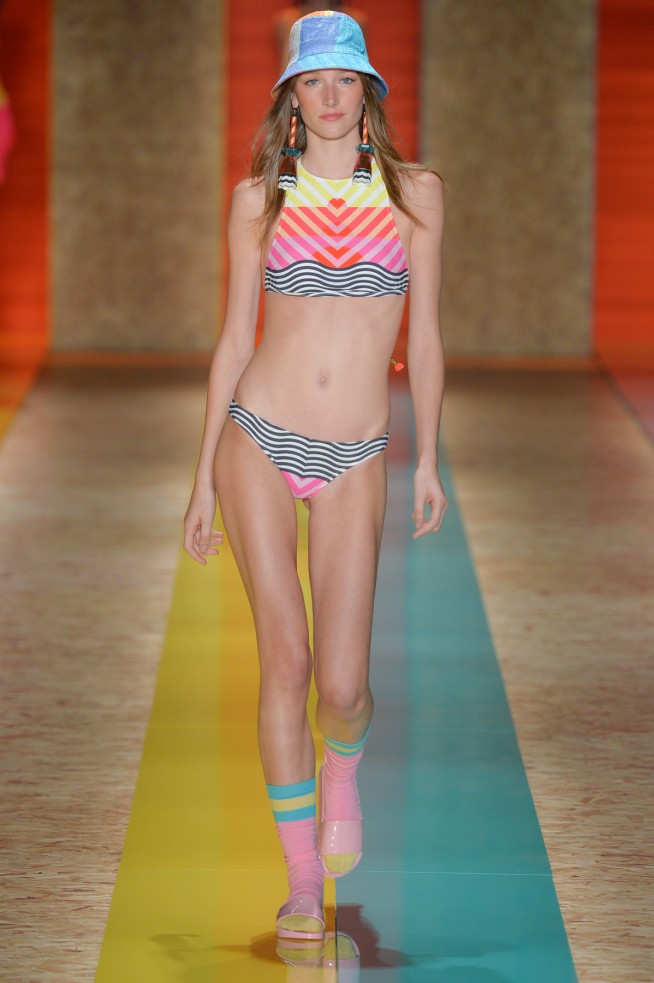 Salinas-Lookbook_SPFW_verao17_lookbook_04