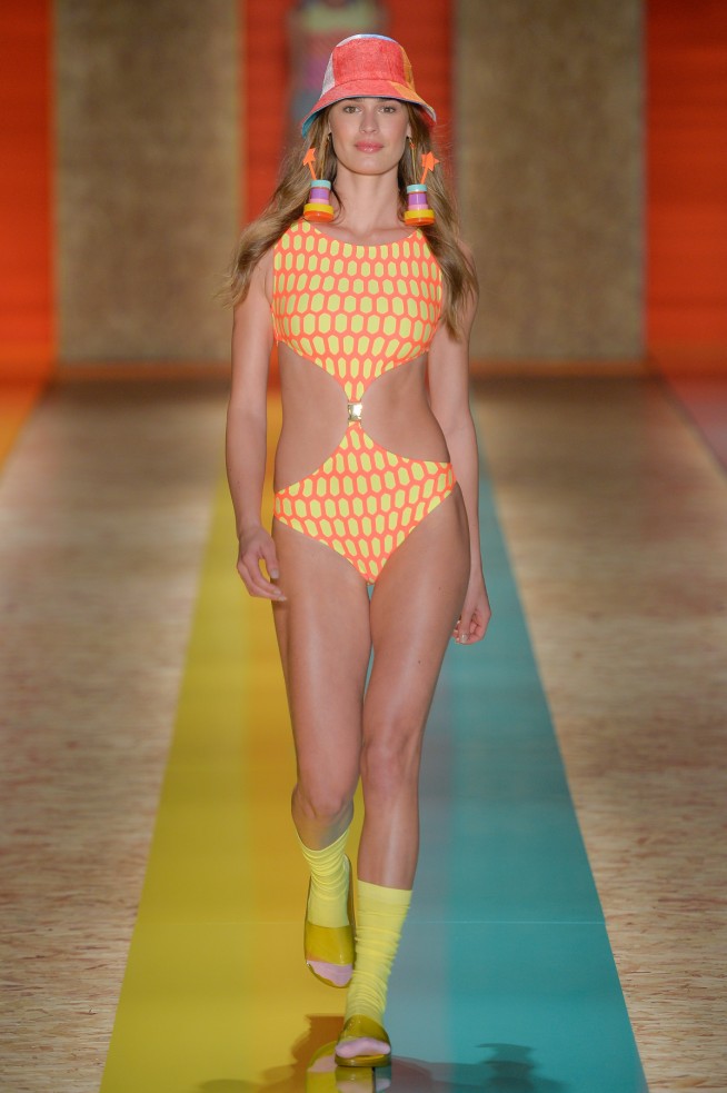Salinas-Lookbook_SPFW_verao17_lookbook_06