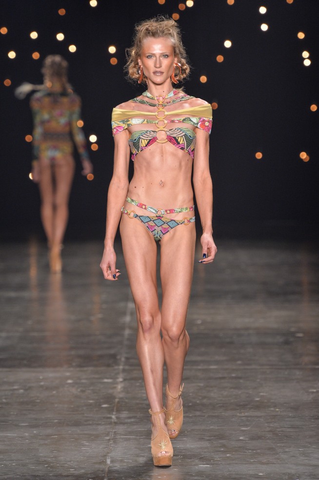 Triya-Lookbook_SPFW_verao17_lookbook_02