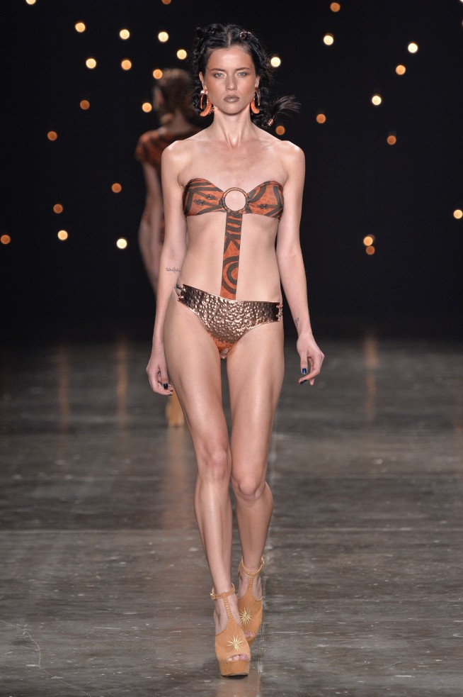 Triya-Lookbook_SPFW_verao17_lookbook_10