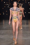 Triya-Lookbook_SPFW_verao17_lookbook_14