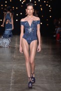 Triya-Lookbook_SPFW_verao17_lookbook_24