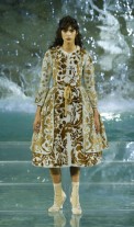 06_FENDI_HAUTE-FOURRURE_AW_1617-413x700