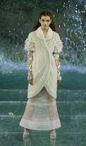 10_FENDI_HAUTE-FOURRURE_AW_1617-413x700