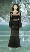 23_FENDI_HAUTE-FOURRURE_AW_1617-413x700