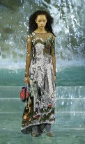 30_FENDI_HAUTE-FOURRURE_AW_1617-413x700