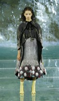 31_FENDI_HAUTE-FOURRURE_AW_1617-413x700