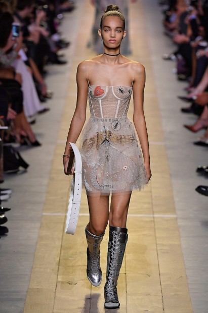 DIOR