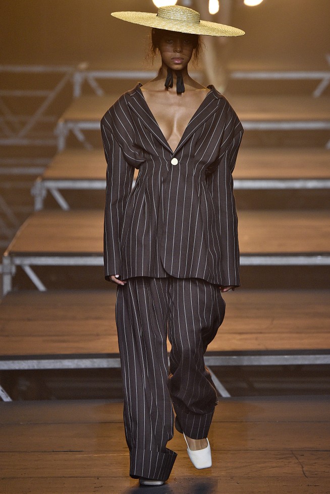 Koche Paris RTW Spring Summer 2017 September - October 2016