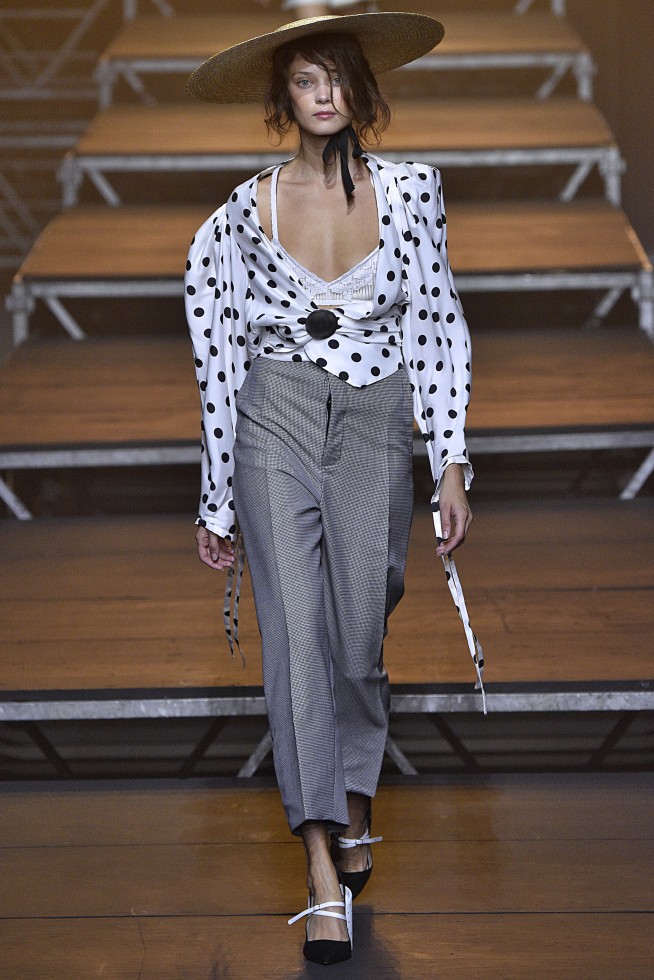 Koche Paris RTW Spring Summer 2017 September - October 2016
