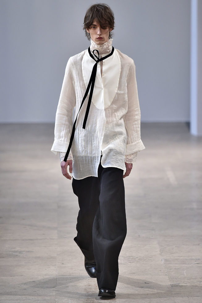 Ann Demeulemeester Paris Menswear Fall Winter 2017 January 2017