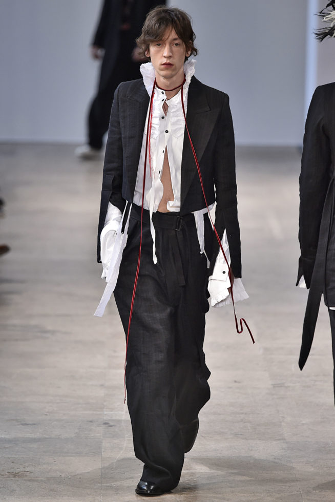 Ann Demeulemeester Paris Menswear Fall Winter 2017 January 2017