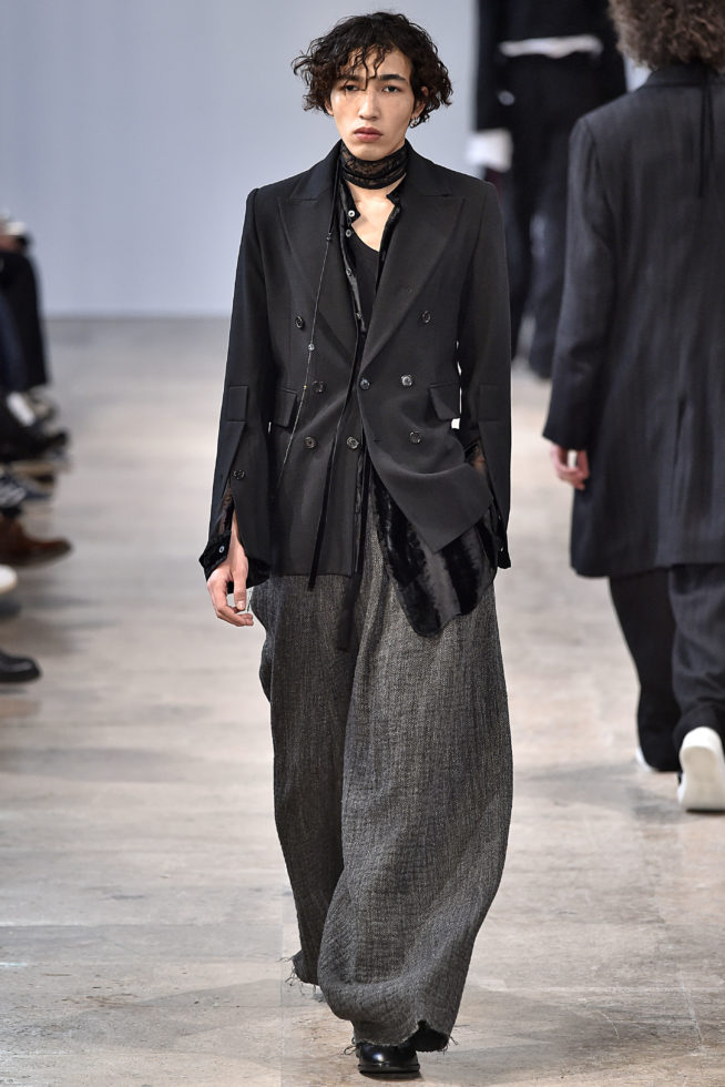 Ann Demeulemeester Paris Menswear Fall Winter 2017 January 2017