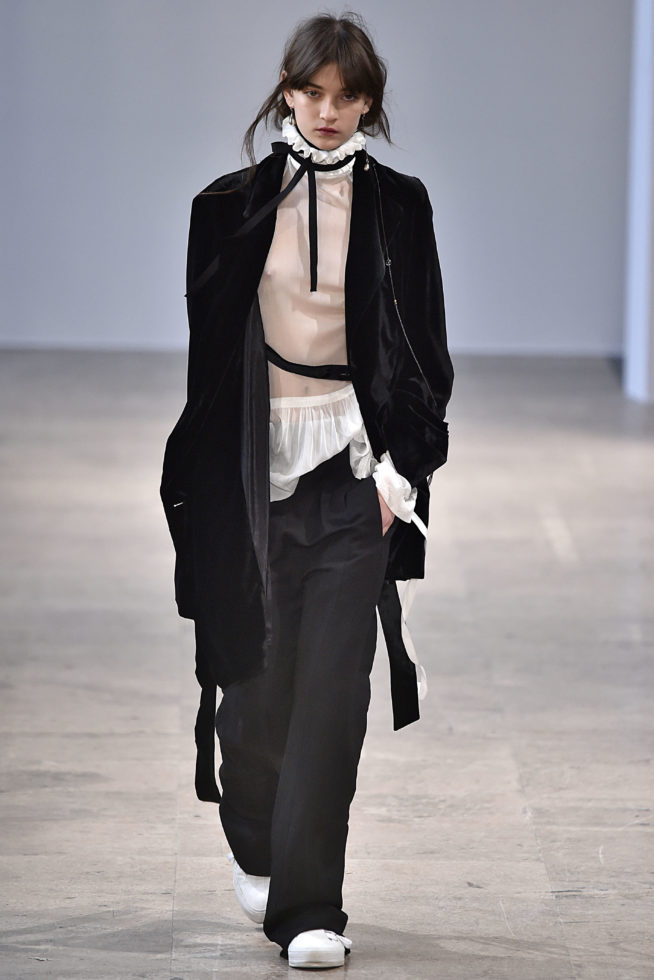 Ann Demeulemeester Paris Menswear Fall Winter 2017 January 2017