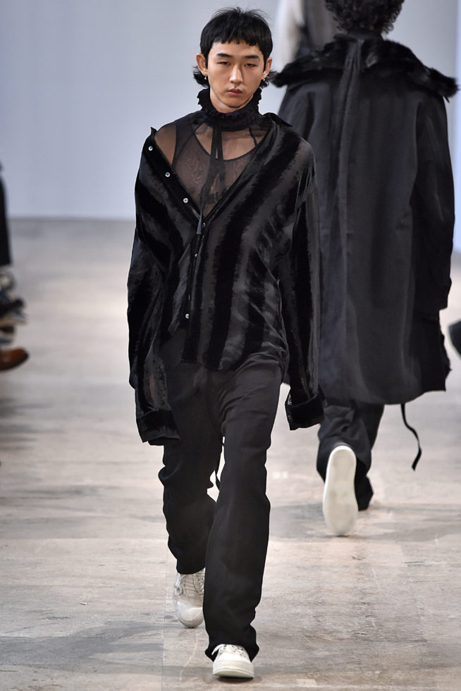 Ann Demeulemeester Paris Menswear Fall Winter 2017 January 2017