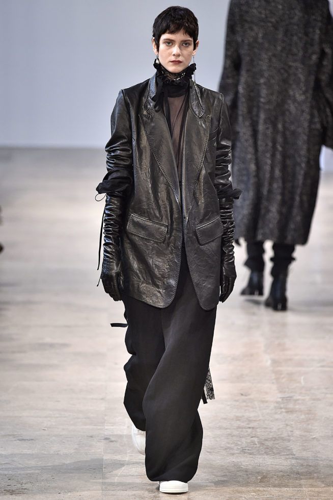 Ann Demeulemeester Paris Menswear Fall Winter 2017 January 2017