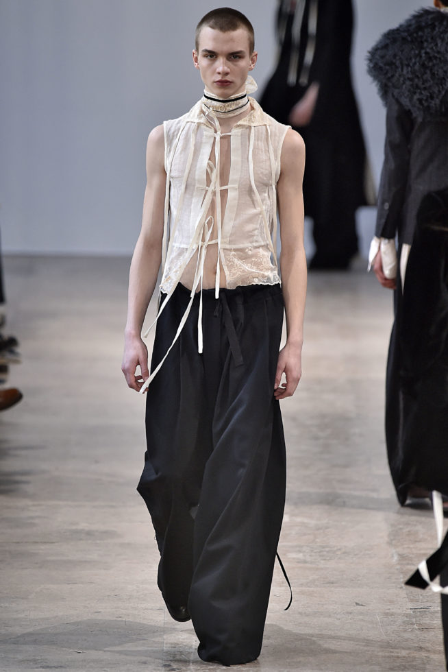 Ann Demeulemeester Paris Menswear Fall Winter 2017 January 2017
