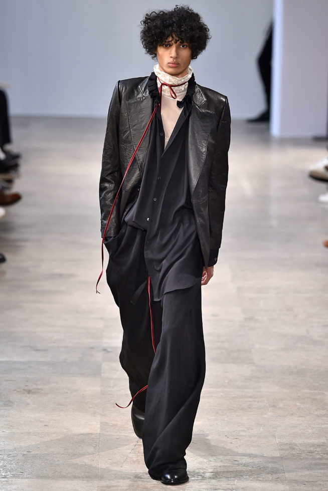 Ann Demeulemeester Paris Menswear Fall Winter 2017 January 2017