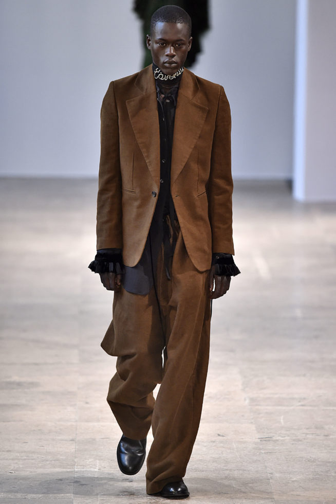 Ann Demeulemeester Paris Menswear Fall Winter 2017 January 2017