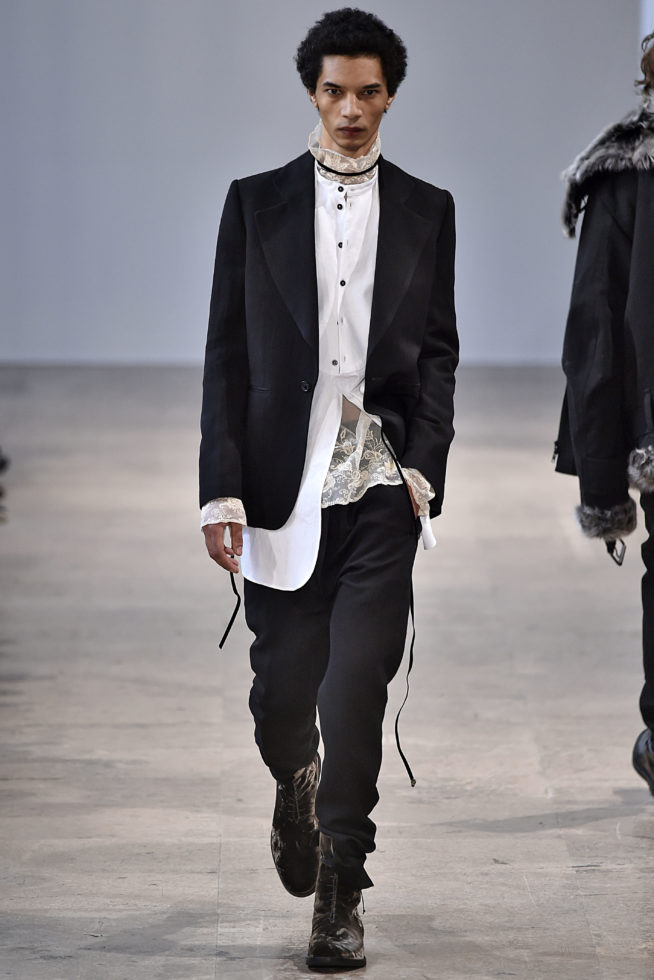 Ann Demeulemeester Paris Menswear Fall Winter 2017 January 2017