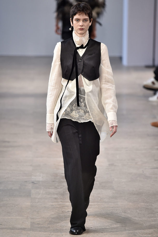 Ann Demeulemeester Paris Menswear Fall Winter 2017 January 2017