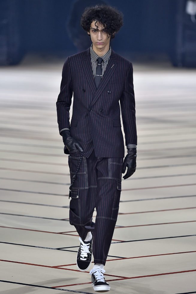 Dior Homme Paris Menswear Fall Winter 2017 - January 2017