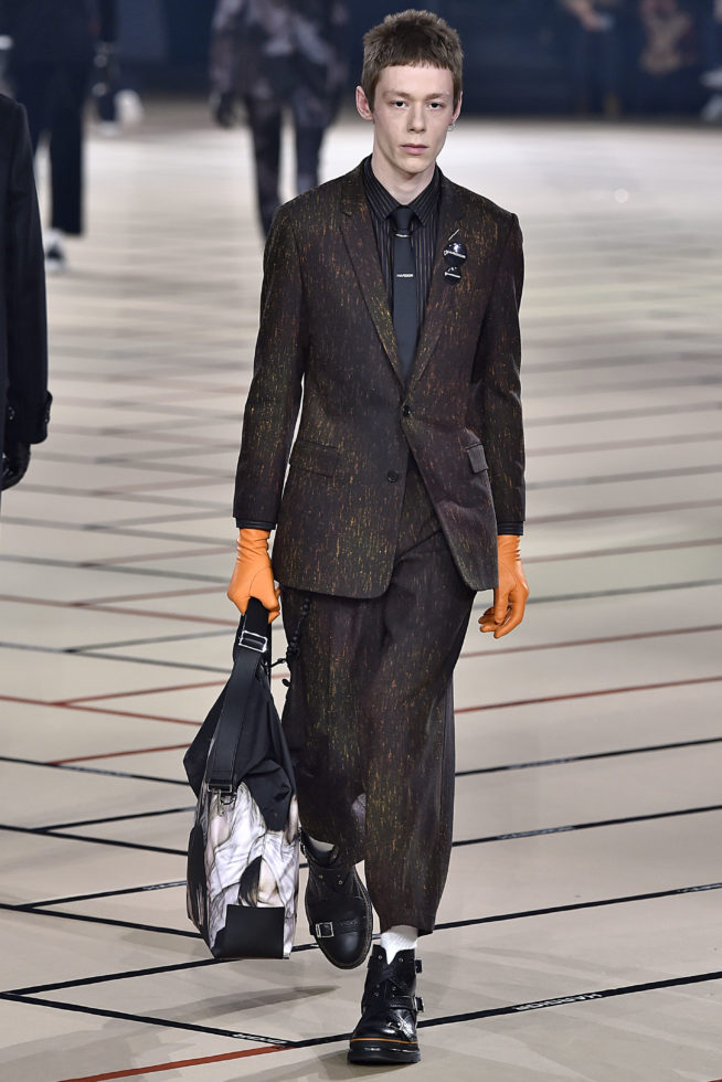 Dior Homme Paris Menswear Fall Winter 2017 - January 2017