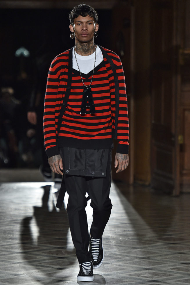 Givenchy Paris Menswear Fall Winter 2017 - January 2017