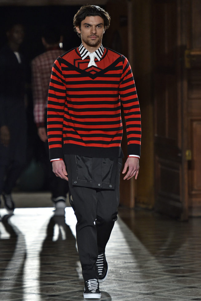 Givenchy Paris Menswear Fall Winter 2017 - January 2017