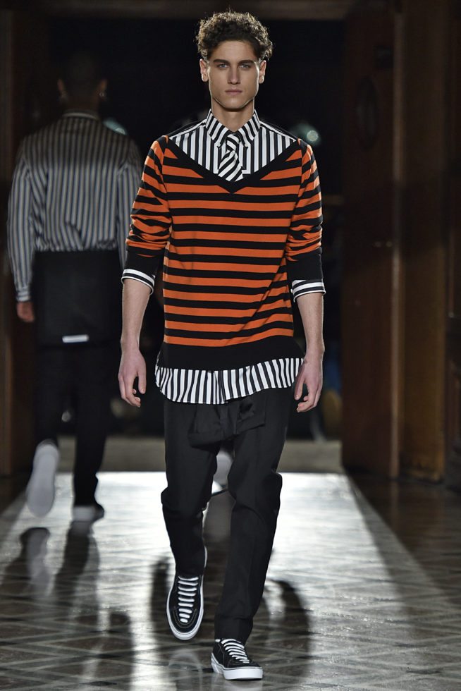 Givenchy Paris Menswear Fall Winter 2017 - January 2017