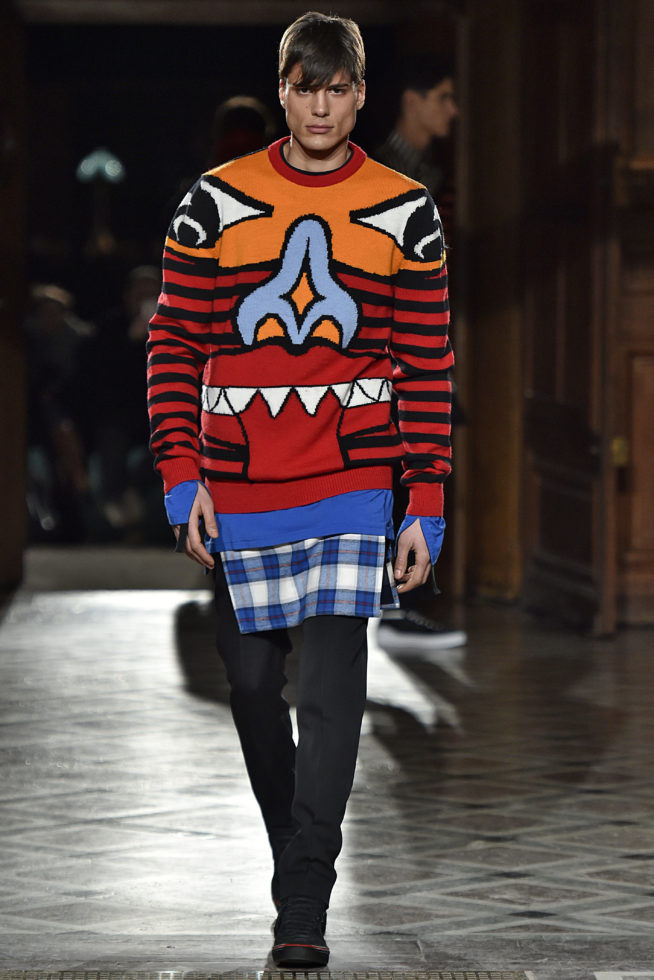 Givenchy Paris Menswear Fall Winter 2017 - January 2017