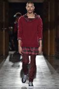 Givenchy Paris Menswear Fall Winter 2017 - January 2017