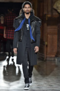 Givenchy Paris Menswear Fall Winter 2017 - January 2017