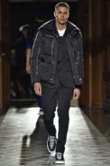 Givenchy Paris Menswear Fall Winter 2017 - January 2017